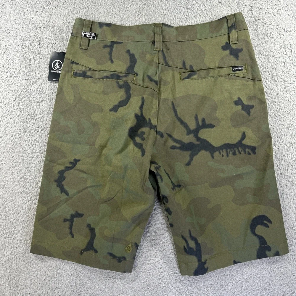 Volcom Shorts Mens 30 Green‎ Camo Chino Vmonty Stretch 22 Skate Military NEW - Picture 2 of 9
